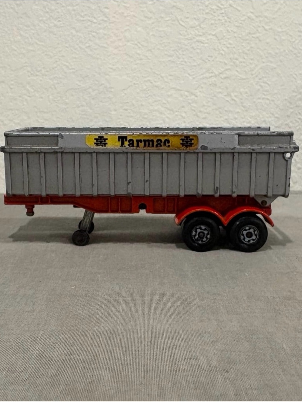 Vintage 1973 Matchbox Super Kings K-18 Tarmac Tipper Trailer Lesney England